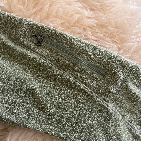 Patagonia Green Fleece Hoodie Sweatshirt Jacket - Picture 3 of 7